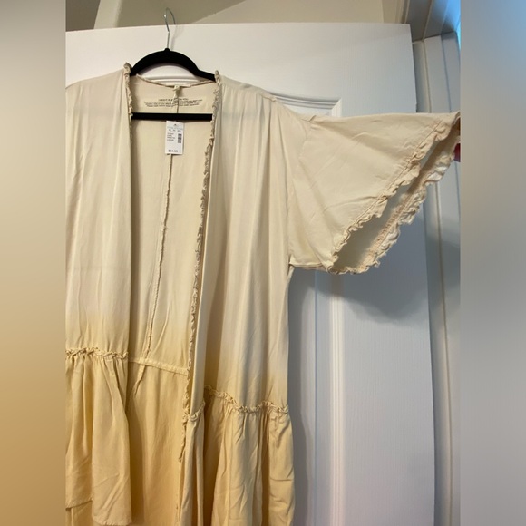 Maurices Yellow Ombré Ruffle Teim Kimono- NWT size large - Picture 5 of 7